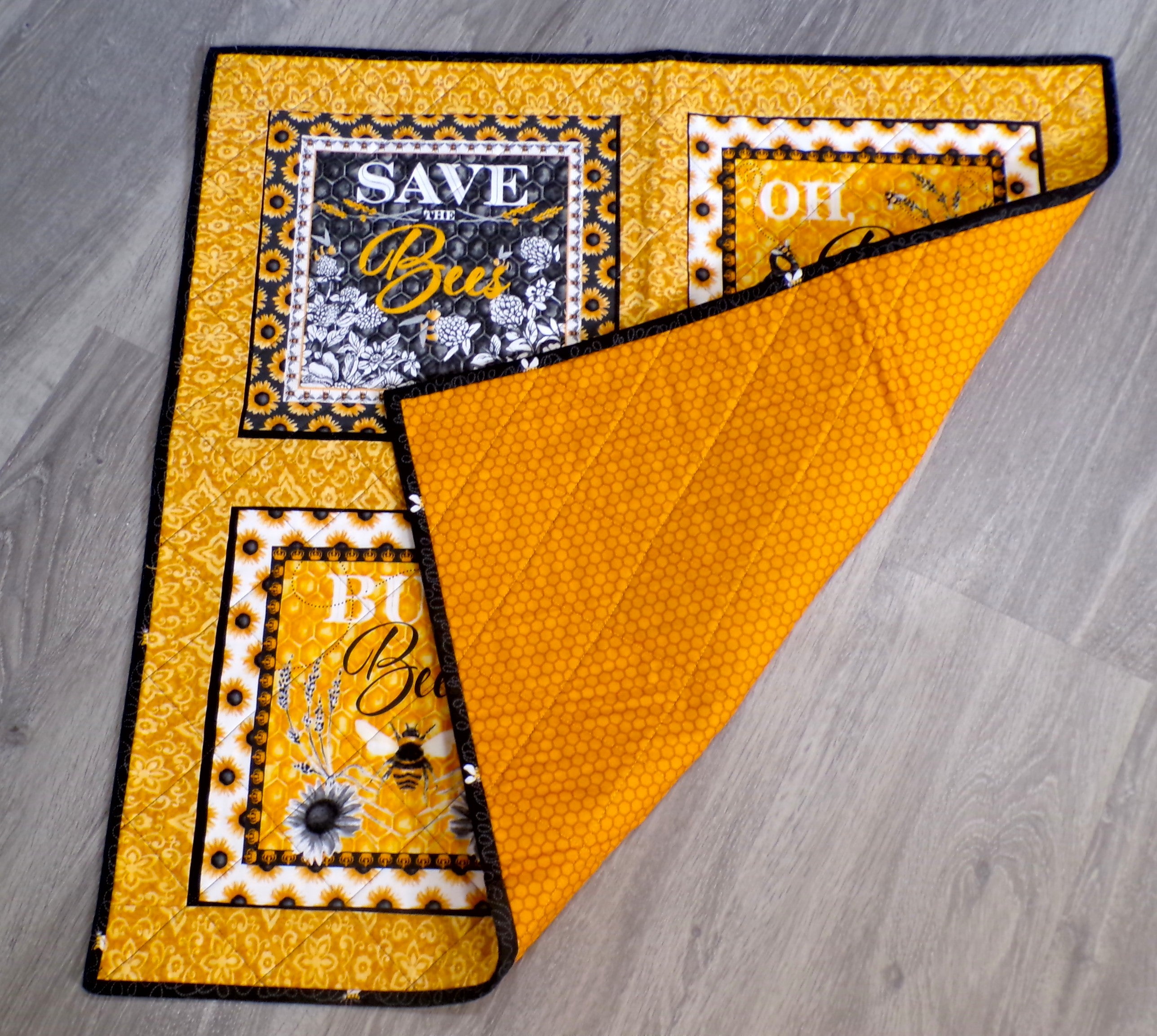 Bee Happy Quilted Table Topper / Wall Hanging