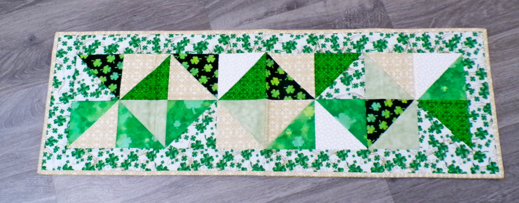 Shamrock Pinwheel Quilted Table Runner & Placemat Set of 4