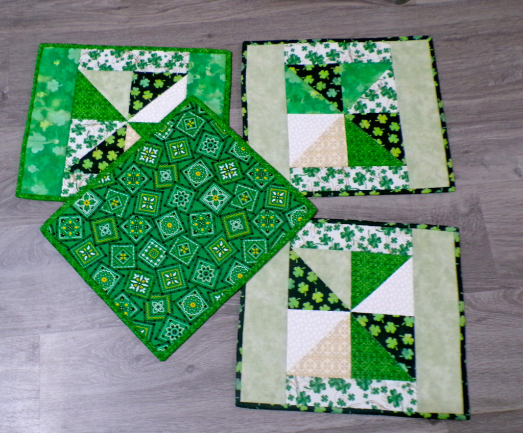 Shamrock Pinwheel Quilted Table Runner & Placemat Set of 4