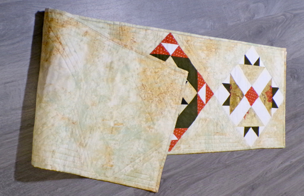 Autumn Bear's Paw Quilted Table Runner