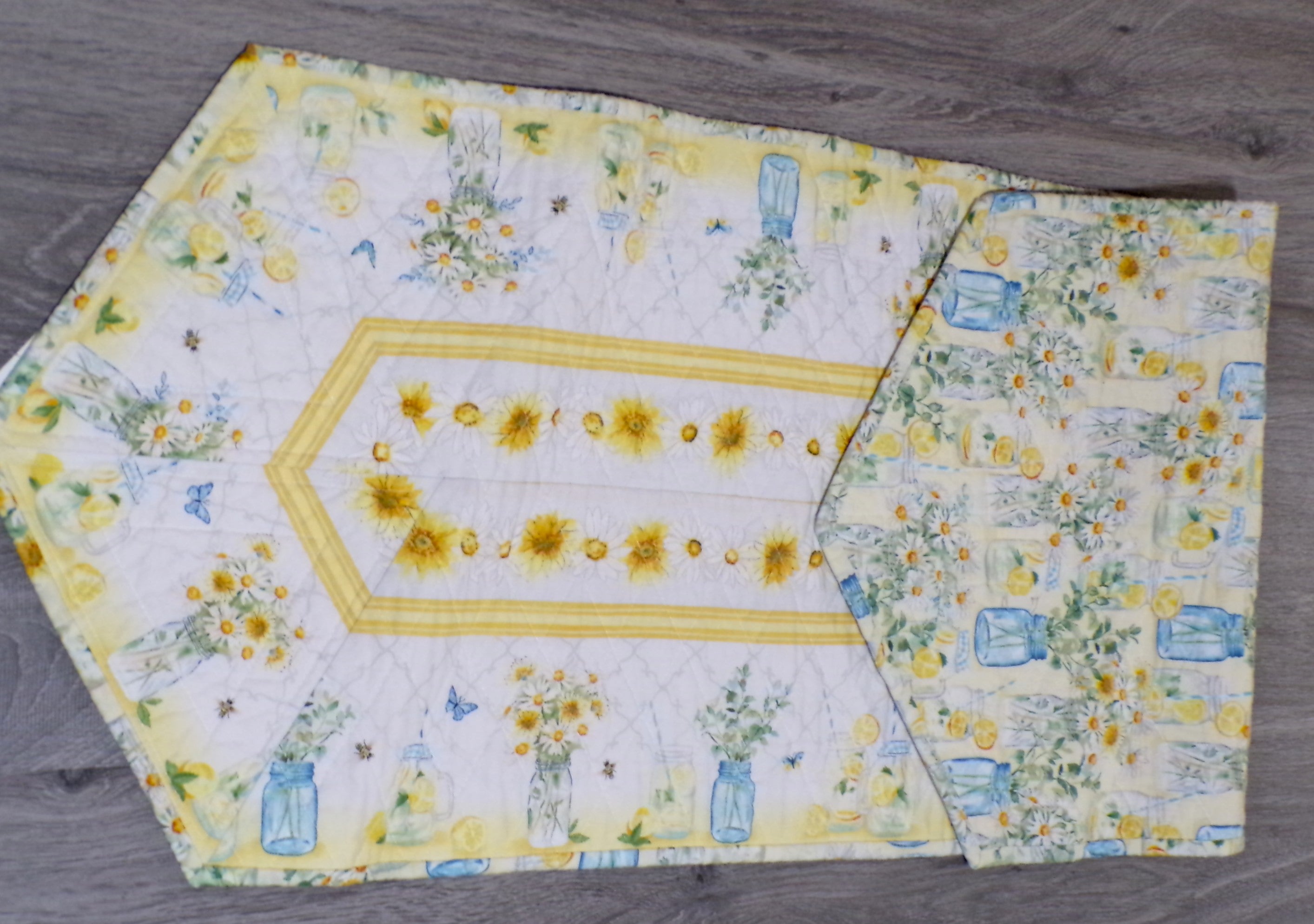 Mason Jar Bouquet Quilted Table Runner